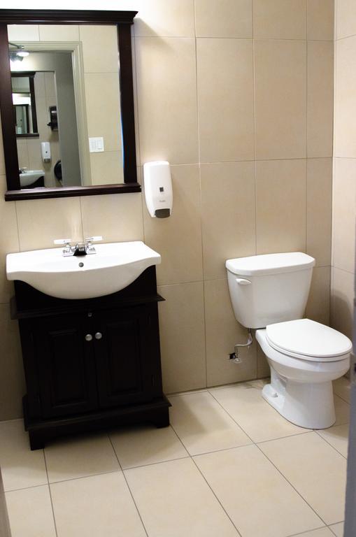 Hotel Econo-One Amos Luaran gambar