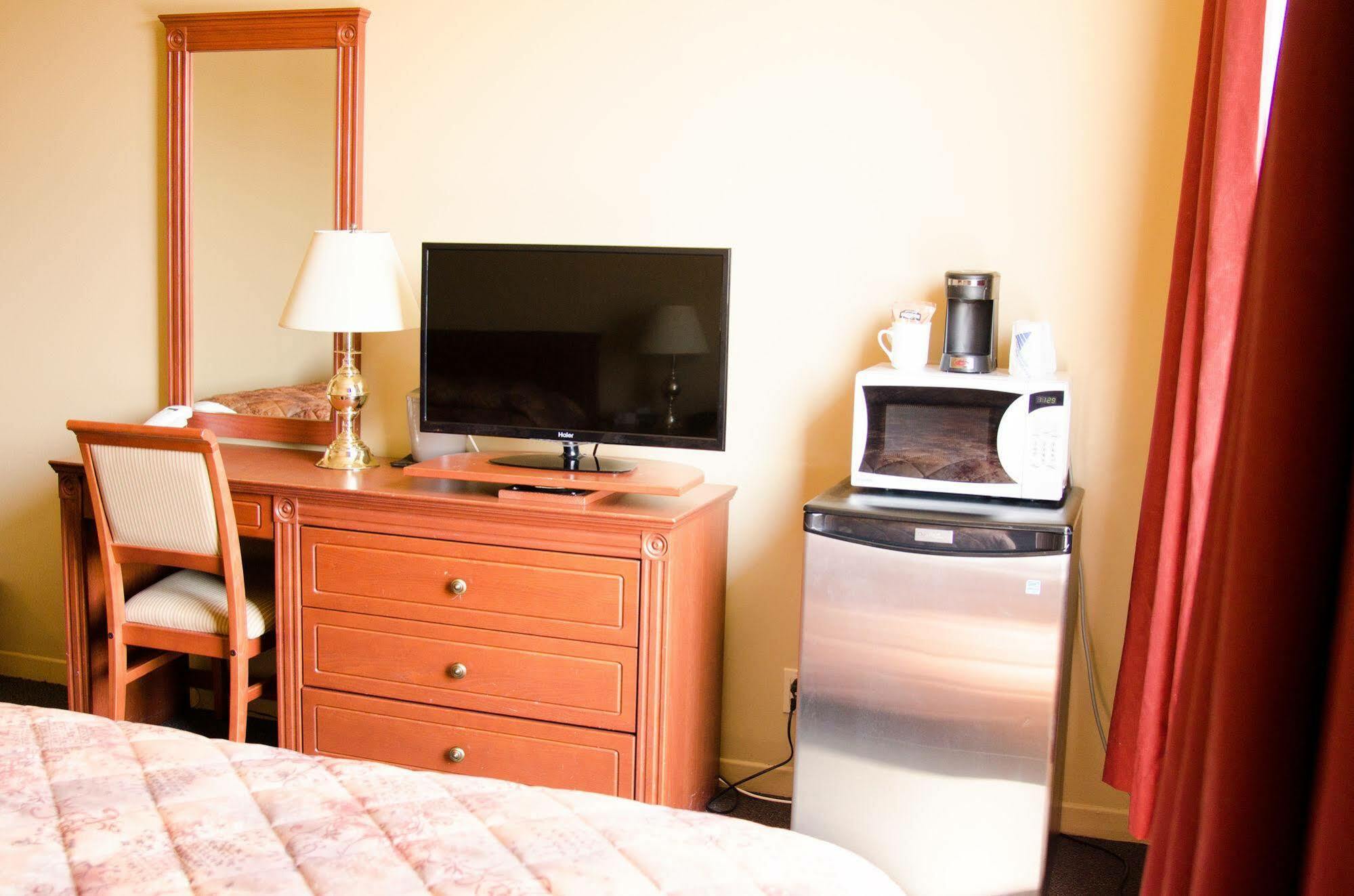 Hotel Econo-One Amos Luaran gambar